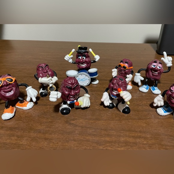 Vintage California Raisins 3" PVC Figures 1980s Calrab Applause, Lot of 8 - Picture 1 of 9